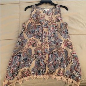 Great flowy tank top!